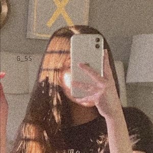 Meet your Posher, Mia